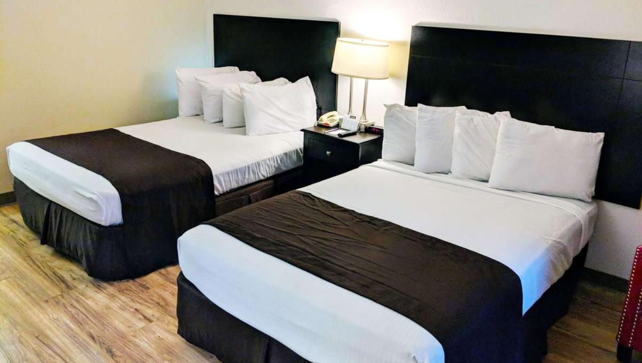 סנט פרנציסוויל Hotel Francis מראה חיצוני תמונה